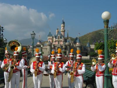 Disneyland Band and Castle