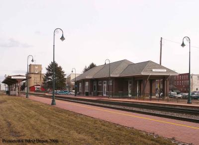 Chicago, Burlington & Quincy Depot, trackside, Princeton, Illinois.jpg