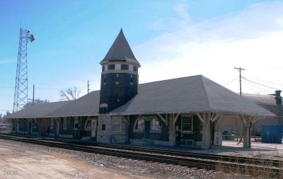 Chicago & North Western Depot at DeKalb, Illinois.jpg