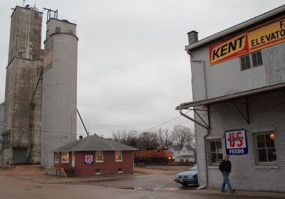 Morrison Illinois Grain Elevator.JPG
