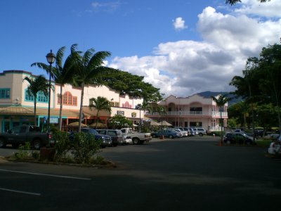 Haleiwa shopping plaza