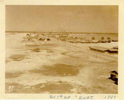 Kwaj-1944-Airstrip