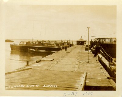 Kwaj-1944-Boatpool