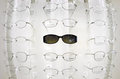 g3/92/485692/3/55295641.Glasses.jpg