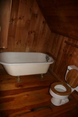 Upstairs Bathroom (sink to right out of shot)