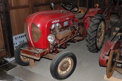 Tractor (02)