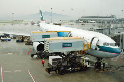 Cathay Pacific Airways Airbus 330-342 (CX 693)