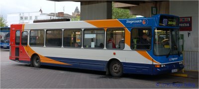 W522 XEG - Lincoln Bus Station.jpg