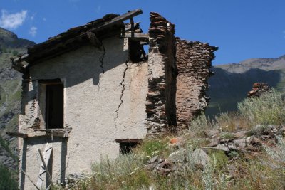 maison-en-ruine.