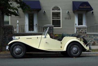 A Sunny Day Car