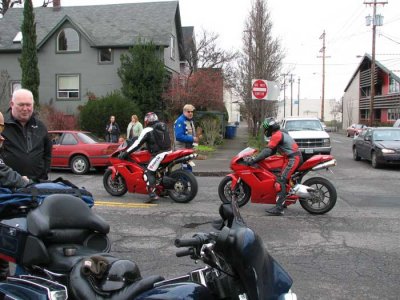 Coupla Ducs
