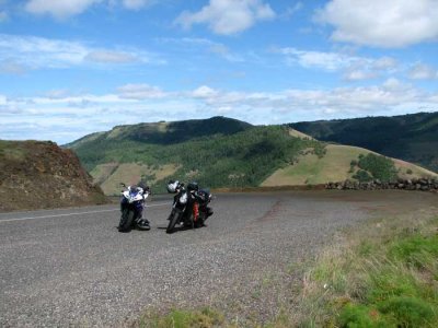 Bikes above Klickitat