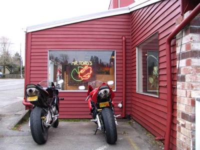 g3/93/186493/3/56522672.rrsoldmarketpub3.jpg