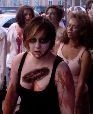 a zombie parade 08001.jpg