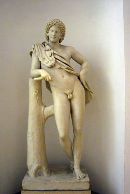 Pass through an underground passage to continue to the Museo Capitolino