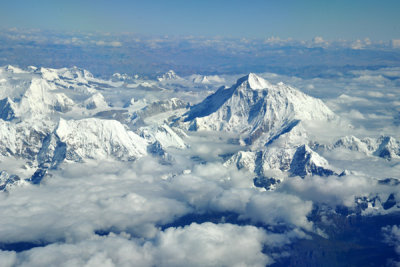 Makalu, the worlds 5th highest mountain (8484m/27,838ft)