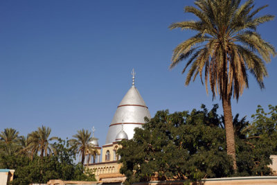 Tomb of the Mahdi, Omdurman's most famous landmark