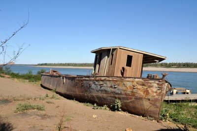 Tugboat thats met the same fate as her larger sisters, Karima