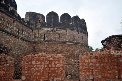 Lal Darwaza (Sher Shah Gate) was the southern gate to the city of Shergarh