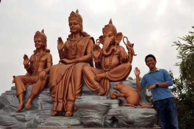 If I got that one wrong (Parvati and Karikeya) let me know