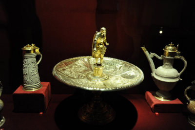 Footed Dish depicting Emperor Otho, ca 1570-1585