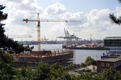 Construction along the Elbe with the Port of Hamburg, Altona