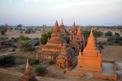Flying at an altitude of maybe 50 feet over the Central Plain, Bagan