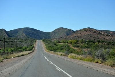 R62 tourist route through the Little Karoo