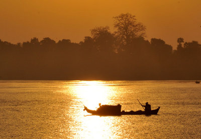 Irrawaddy River - Mandalay to Bagan