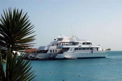 g3/93/329493/3/55878958.GizaJan06276.jpg