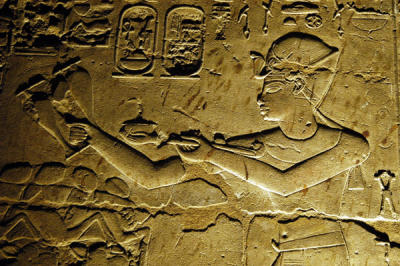 g3/93/329493/3/55941119.LuxorJan061056.jpg