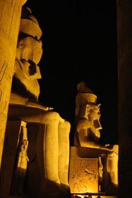 g3/93/329493/3/55941136.LuxorJan061069.jpg