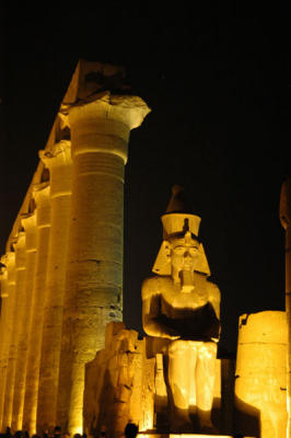 g3/93/329493/3/55941173.LuxorJan061089.jpg