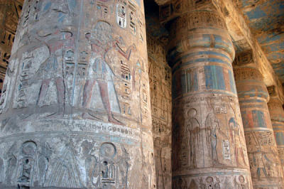 g3/93/329493/3/55941432.LuxorJan06401.jpg