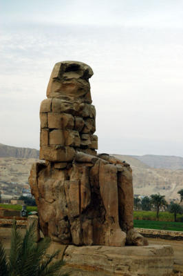 g3/93/329493/3/55941489.LuxorJan06891.jpg