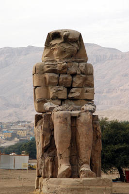 g3/93/329493/3/55941496.LuxorJan06892.jpg