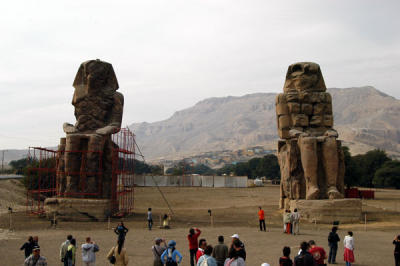 g3/93/329493/3/55941514.LuxorJan06896.jpg