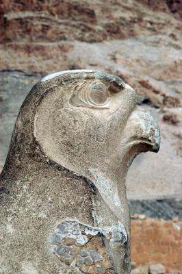 g3/93/329493/3/55941988.LuxorJan06842.jpg