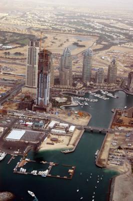 g3/93/329493/3/56425475.DubaiAerialsFeb06180.jpg