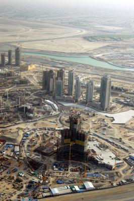 g3/93/329493/3/56425728.DubaiAerialsFeb06029.jpg