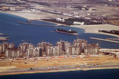 g3/93/329493/3/56427246.DubaiAerialsFeb06110.jpg