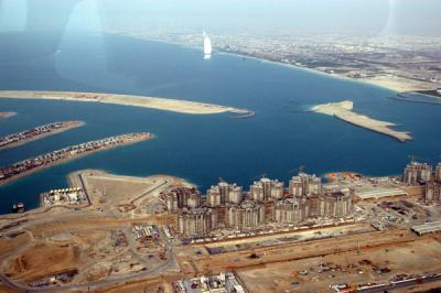 g3/93/329493/3/56427268.DubaiAerialsFeb06173.jpg
