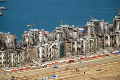 g3/93/329493/3/56427270.DubaiAerialsFeb06176.jpg