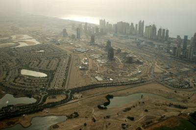 g3/93/329493/3/56428215.DubaiAerialsFeb06145.jpg