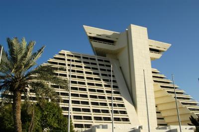 g3/93/329493/3/56757987.QatarMar06443.jpg