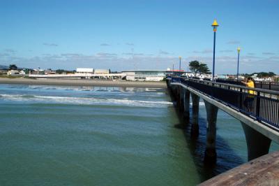 g3/93/329493/3/57105850.SydChcDec05097.jpg
