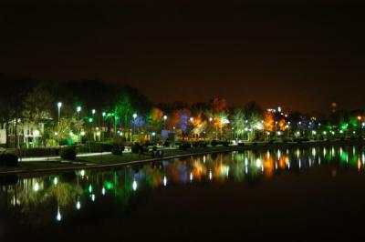South bank of the Zayandeh River from the Abuzar Bridge, Isfahan