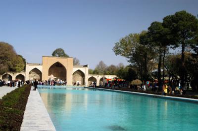 g3/93/329493/3/58014323.IranMar06919.jpg