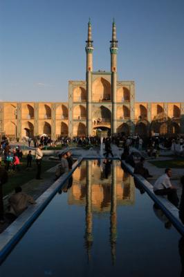 g3/93/329493/3/59128015.IranMar062702.jpg