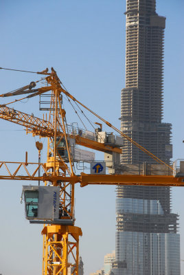 Crane at DIFC with Burj Dubai